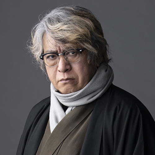 京極夏彦（きょうごく なつひこ）